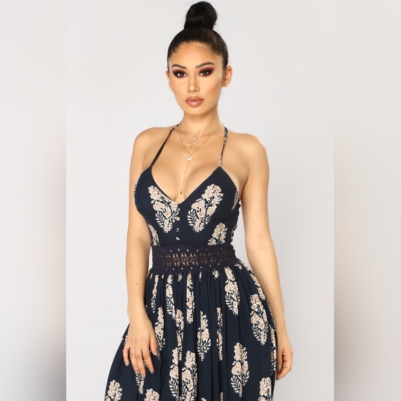 Holy Slit Dress - Picture 3 of 5